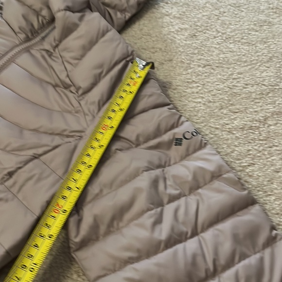 Columbia Jacket - Picture 14 of 14